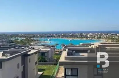 Villa - 6 Bedrooms - 7 Bathrooms for sale in Swan Lake North Coast - Qesm Ad Dabaah - North Coast
