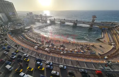 شقة - 3 غرف نوم - 3 حمامات للايجار في كوبري استانلي - ستانلي - حي شرق - الاسكندرية