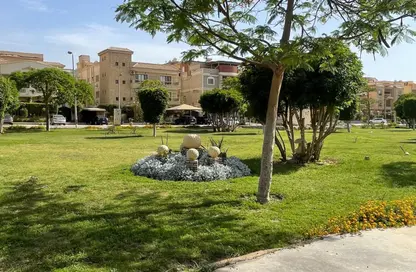 Duplex - 5 Bedrooms - 3 Bathrooms for sale in Area E - Ganoob El Acadimia - New Cairo City - Cairo