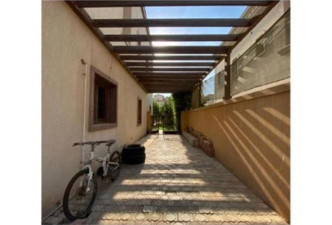 8310494 - Property Image 3