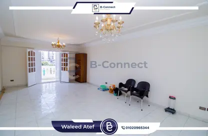 شقة - 3 غرف نوم - 2 حمامات للايجار في شارع دنشواي - مصطفي كامل - حي شرق - الاسكندرية