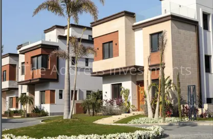 Villa - 4 Bedrooms - 4 Bathrooms for sale in Azzar - 5th Settlement Compounds - The 5th Settlement - New Cairo City - Cairo