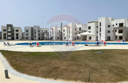 Chalet - 2 Bedrooms - 2 Bathrooms for sale in North Coast Resorts - North Coast