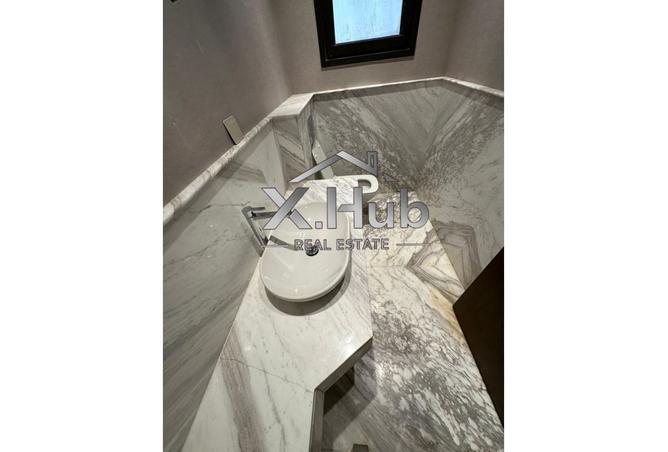 8211868 - Property Image 3