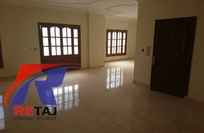 شقة - 3 غرف نوم - 2 حمامات للايجار في شارع الجزيرة - المستثمرين الجنوبية - مدينة القاهرة الجديدة - القاهرة