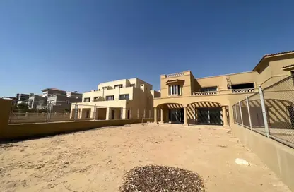 Villa - 4 Bedrooms - 5 Bathrooms for sale in New Giza - Cairo Alexandria Desert Road - 6 October City - Giza