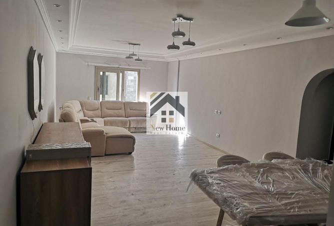 8245384 - الصورة الرئيسية للعقار