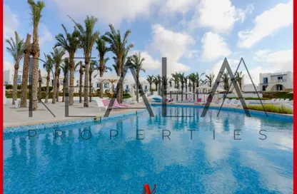 Chalet - 3 Bedrooms - 2 Bathrooms for sale in Mountain View - Ras Al Hekma - North Coast