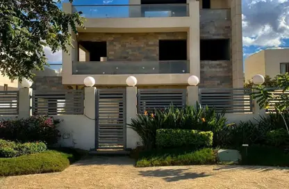 Twin House - 4 Bedrooms - 4 Bathrooms for sale in Cleopatra Square - 26th of July Corridor - 6 October City - Giza