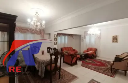 شقة - 2 غرف نوم - 1 حمام للايجار في شارع الدكتور حسن الشريف - المنطقة الثامنة - مدينة نصر - القاهرة