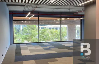 Office Space - Studio - 2 Bathrooms for rent in The portal - Beverly Hills - Sheikh Zayed Compounds - Sheikh Zayed City - Giza