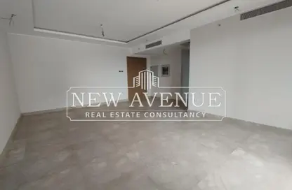 Apartment - 3 Bedrooms - 3 Bathrooms for sale in Park Side Residence - Zed Towers - Sheikh Zayed Compounds - Sheikh Zayed City - Giza