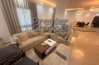 Apartment - 3 Bedrooms - 3 Bathrooms for rent in Street 207 - Degla - Hay El Maadi - Cairo