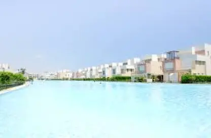 Chalet - 2 Bedrooms - 2 Bathrooms for rent in Marassi - Sidi Abdel Rahman - North Coast