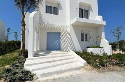 Chalet - 3 Bedrooms - 3 Bathrooms for sale in Jefaira - Ras Al Hekma - North Coast