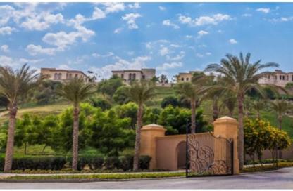 Villa - 4 Bedrooms - 4 Bathrooms for sale in Celesta Hills - Uptown Cairo - Mokattam - Cairo