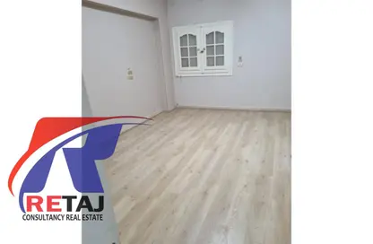 شقة - 3 غرف نوم - 2 حمامات للايجار في مسجد فاطمة الشربتلي - الحي الثالث - التجمع الخامس - مدينة القاهرة الجديدة - القاهرة