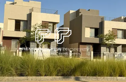 Villa - 6 Bedrooms - 7 Bathrooms for sale in Palm Hills New Cairo - 5th Settlement Compounds - The 5th Settlement - New Cairo City - Cairo