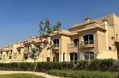 Villa - 3 Bedrooms - 4 Bathrooms for sale in American University Housing District - 5th Settlement Compounds - The 5th Settlement - New Cairo City - Cairo