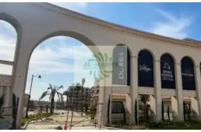 Apartment - 3 Bedrooms - 3 Bathrooms for sale in Village West - Sheikh Zayed Compounds - Sheikh Zayed City - Giza