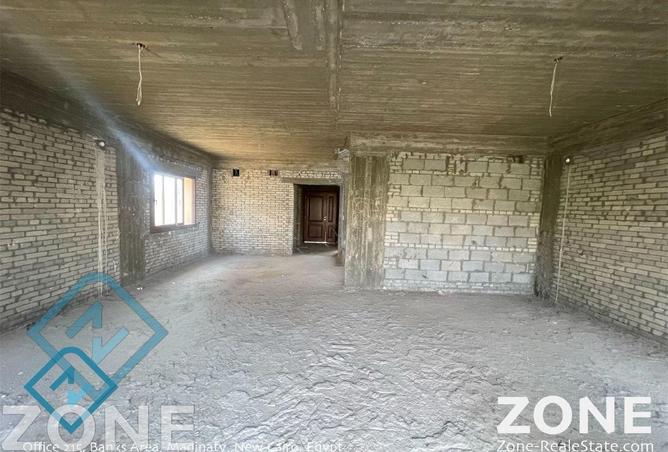 8311267 - Property Image 3