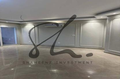 Apartment - 3 Bedrooms - 2 Bathrooms for sale in Hyde Park - 5th Settlement Compounds - The 5th Settlement - New Cairo City - Cairo