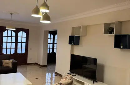 Apartment - 2 Bedrooms - 2 Bathrooms for rent in Al Mesaha St. - Dokki - Giza