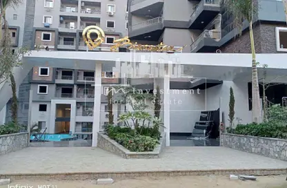 Apartment - 2 Bedrooms - 2 Bathrooms for sale in Al Hadaba Al Wosta - Mokattam - Cairo