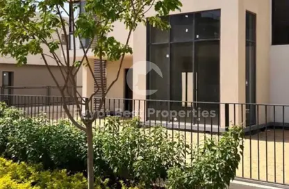 Villa - 3 Bedrooms - 4 Bathrooms for sale in Sodic East - 6th District - New Heliopolis - Cairo