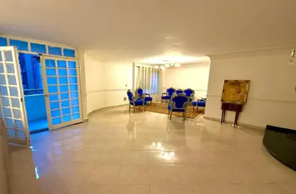 شقة - 3 غرف نوم - 2 حمامات للبيع في شارع 199 - دجلة - حي المعادي - القاهرة شقة - 3 غرف نوم - 2 حمامات للبيع في شارع 199 - دجلة - حي المعادي - القاهرة