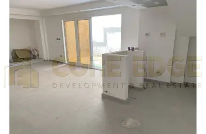 Twin House - 3 Bedrooms - 4 Bathrooms for sale in Upville - Cairo Alexandria Desert Road - 6 October City - Giza