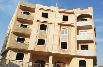 Apartment - 2 Bedrooms - 1 Bathroom for sale in Gardenia Mall St. - The 1st Settlement - New Cairo City - Cairo