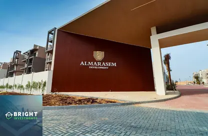 Apartment - 2 Bedrooms - 2 Bathrooms for sale in Fifth Square - The 5th Settlement - New Cairo City - Cairo