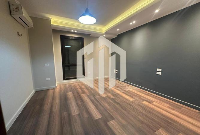 8405696 - Property Image 2