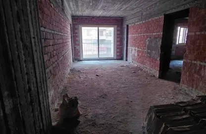 Apartment - 3 Bedrooms - 3 Bathrooms for sale in Capital East - Nasr City Compounds - Nasr City - Cairo