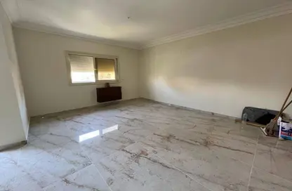 Apartment - 3 Bedrooms - 2 Bathrooms for rent in Street 231 - Degla - Hay El Maadi - Cairo