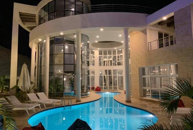 8219834 - Property Image 2