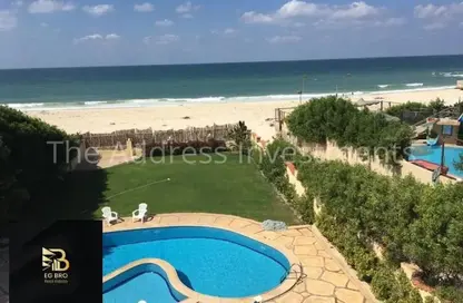 Chalet - 3 Bedrooms - 2 Bathrooms for sale in Sea View - Ras Al Hekma - North Coast
