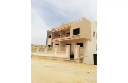 Villa - 7+ Bedrooms - 7+ Bathrooms for sale in Sheikh Zayed City - Giza