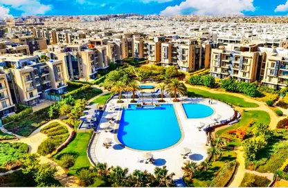 شقة - 2 غرف نوم - 2 حمامات للبيع في جاليريا  مون فالى - المستثمرين الجنوبية - مدينة القاهرة الجديدة - القاهرة