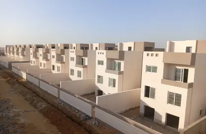 Townhouse - 4 Bedrooms - 4 Bathrooms for sale in Montania - New Zayed City - Sheikh Zayed City - Giza