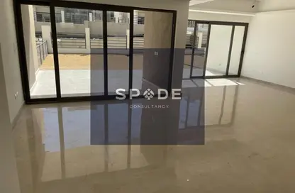 تاون هاوس - 5 غرف نوم - 4 حمامات للبيع في مون ريزيدنس - فيفث سكوير - التجمع الخامس - مدينة القاهرة الجديدة - القاهرة