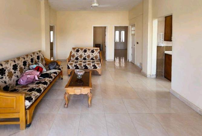 8381055 - Property Image 2