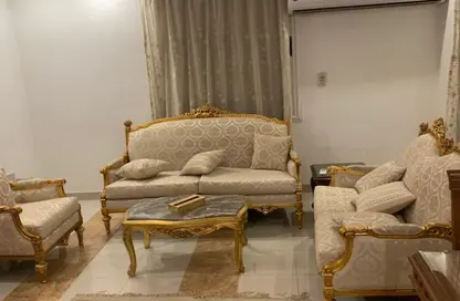Apartment - 2 Bedrooms - 1 Bathroom for rent in El Rehab Extension - Al Rehab - New Cairo City - Cairo