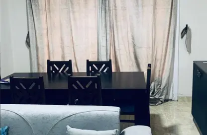 شقة - 3 غرف نوم - 2 حمامات للايجار في شارع هشام لبيب - المنطقة الثامنة - مدينة نصر - القاهرة