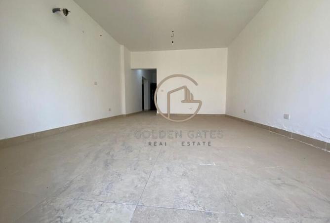 8022651 - Property Image 2