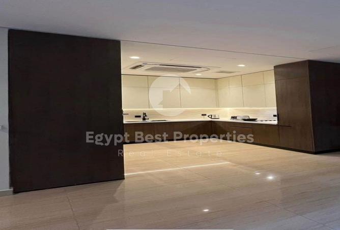 8016690 - Property Image 2