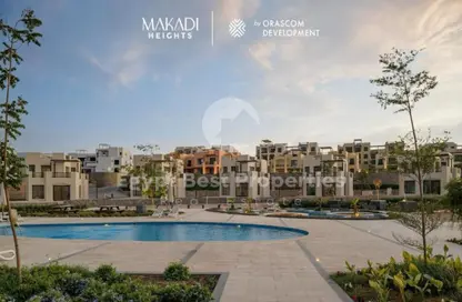Chalet - 2 Bedrooms - 2 Bathrooms for sale in Makadi Orascom Resort - Makadi - Hurghada - Red Sea