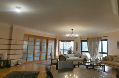 Apartment - 3 Bedrooms - 3 Bathrooms for sale in Sarayat Al Maadi - Hay El Maadi - Cairo
