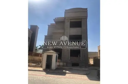 Villa - 6 Bedrooms - 4 Bathrooms for sale in Katameya Residence - The 1st Settlement - New Cairo City - Cairo